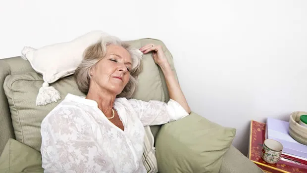 Bouffées de chaleur à la ménopause : les solutions naturelles et efficaces